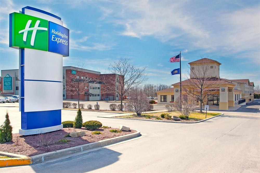 Holiday Inn Express & Suites Johnstown By Ihg Eksteriør billede