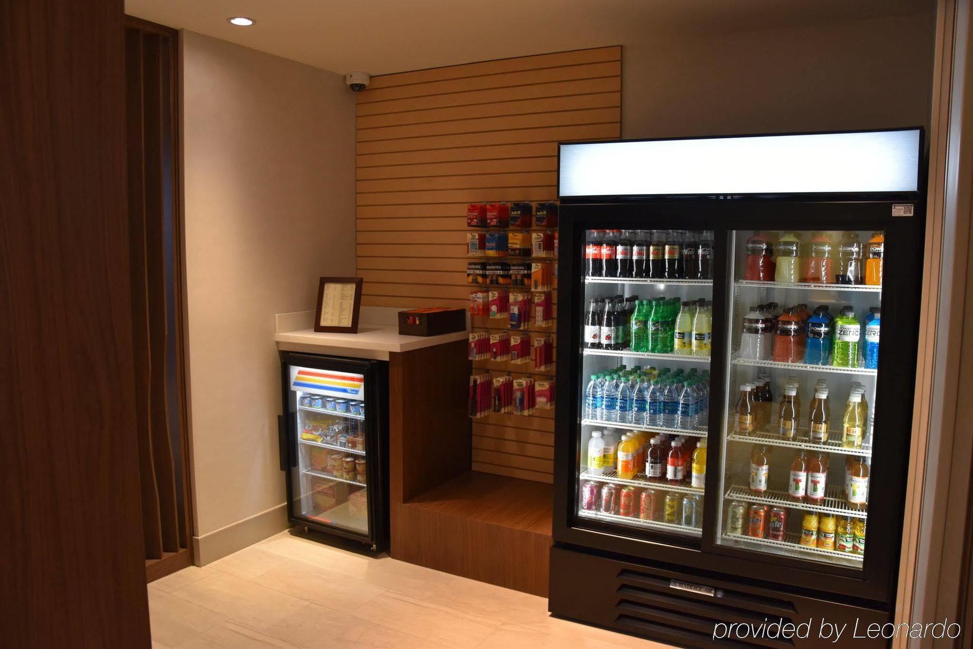 Holiday Inn Express & Suites Johnstown By Ihg Eksteriør billede